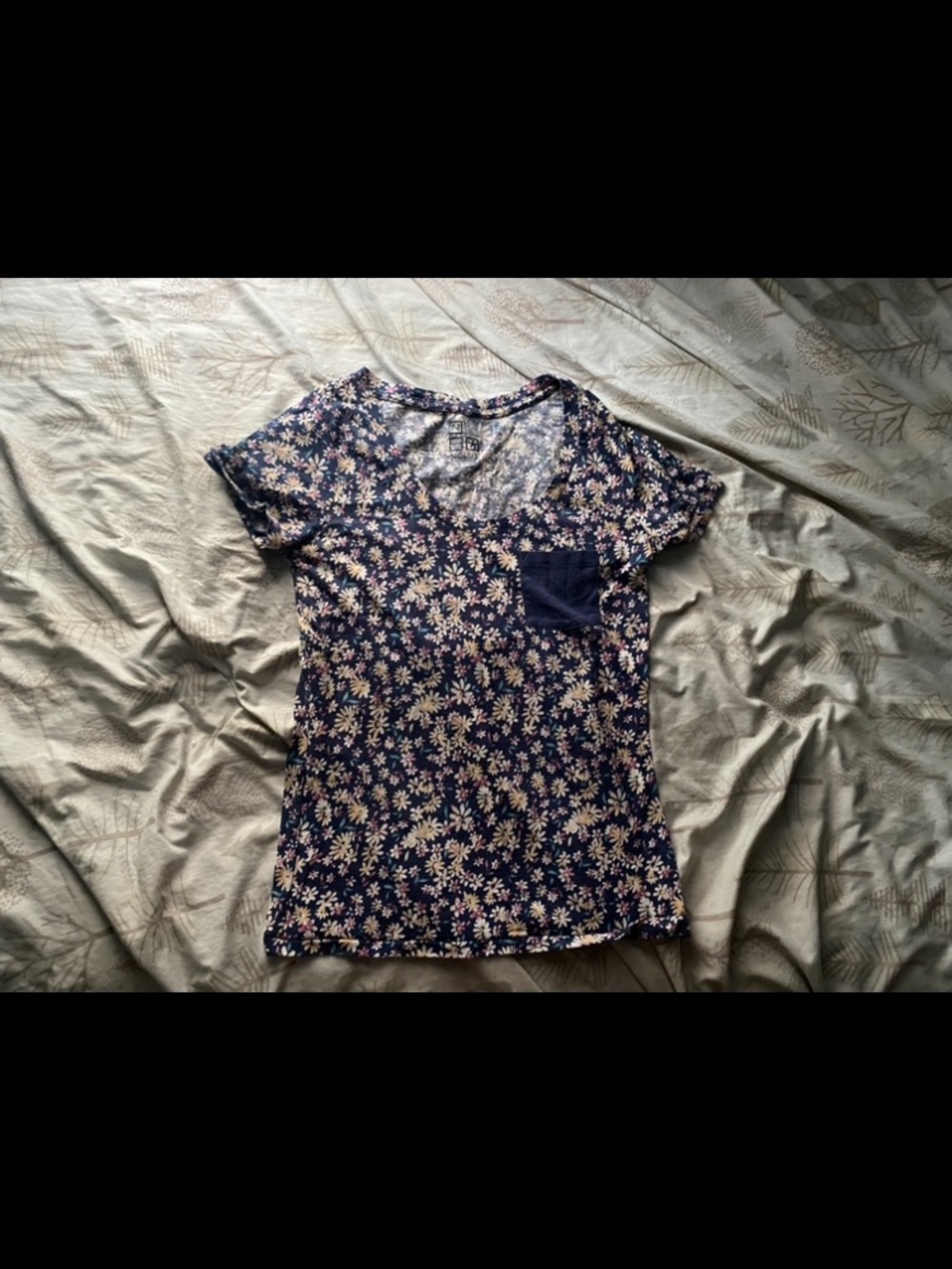 PacSun Navy Floral Pocket Short Sleeve Tee